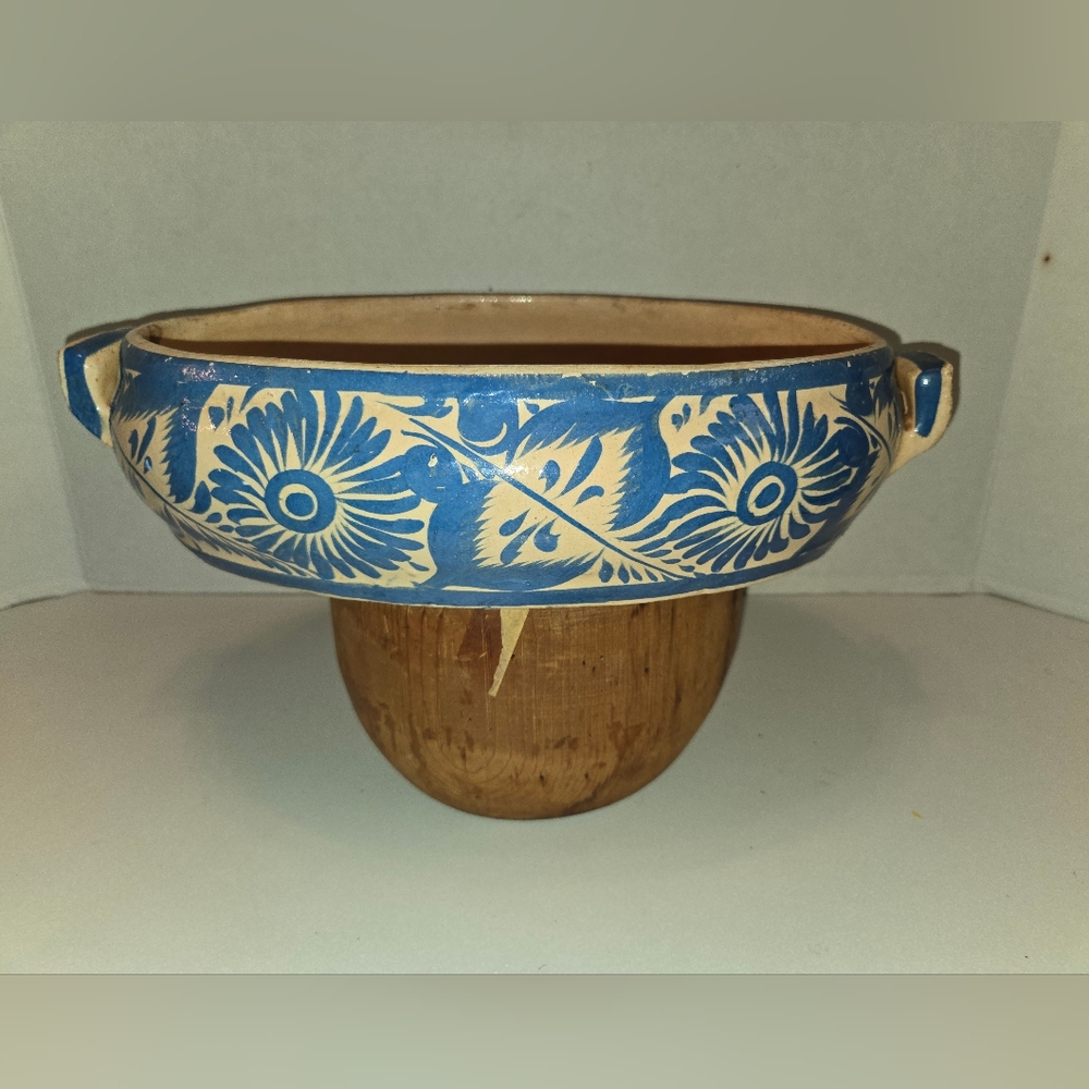 Vintage Mexican Pottery  Casserole Dish